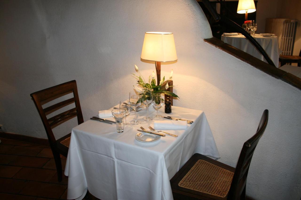 Hotel-Restaurant Le Moulin De La Camandoule فايانس المظهر الخارجي الصورة