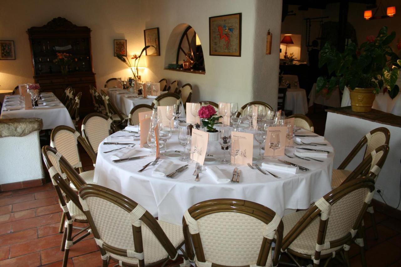 Hotel-Restaurant Le Moulin De La Camandoule فايانس المظهر الخارجي الصورة