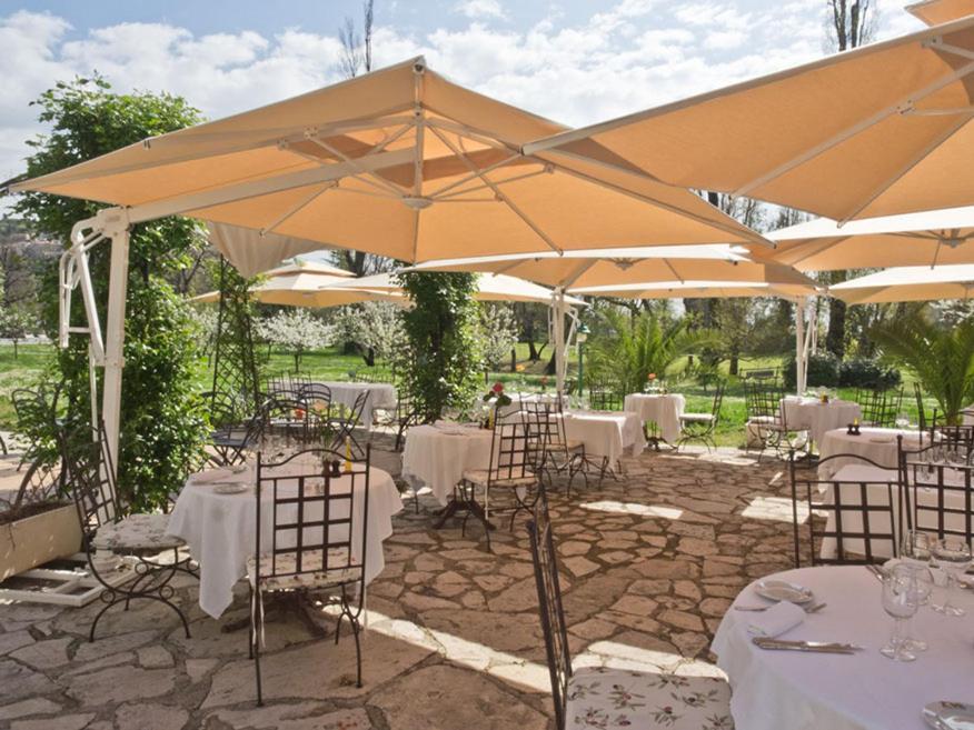 Hotel-Restaurant Le Moulin De La Camandoule فايانس المظهر الخارجي الصورة