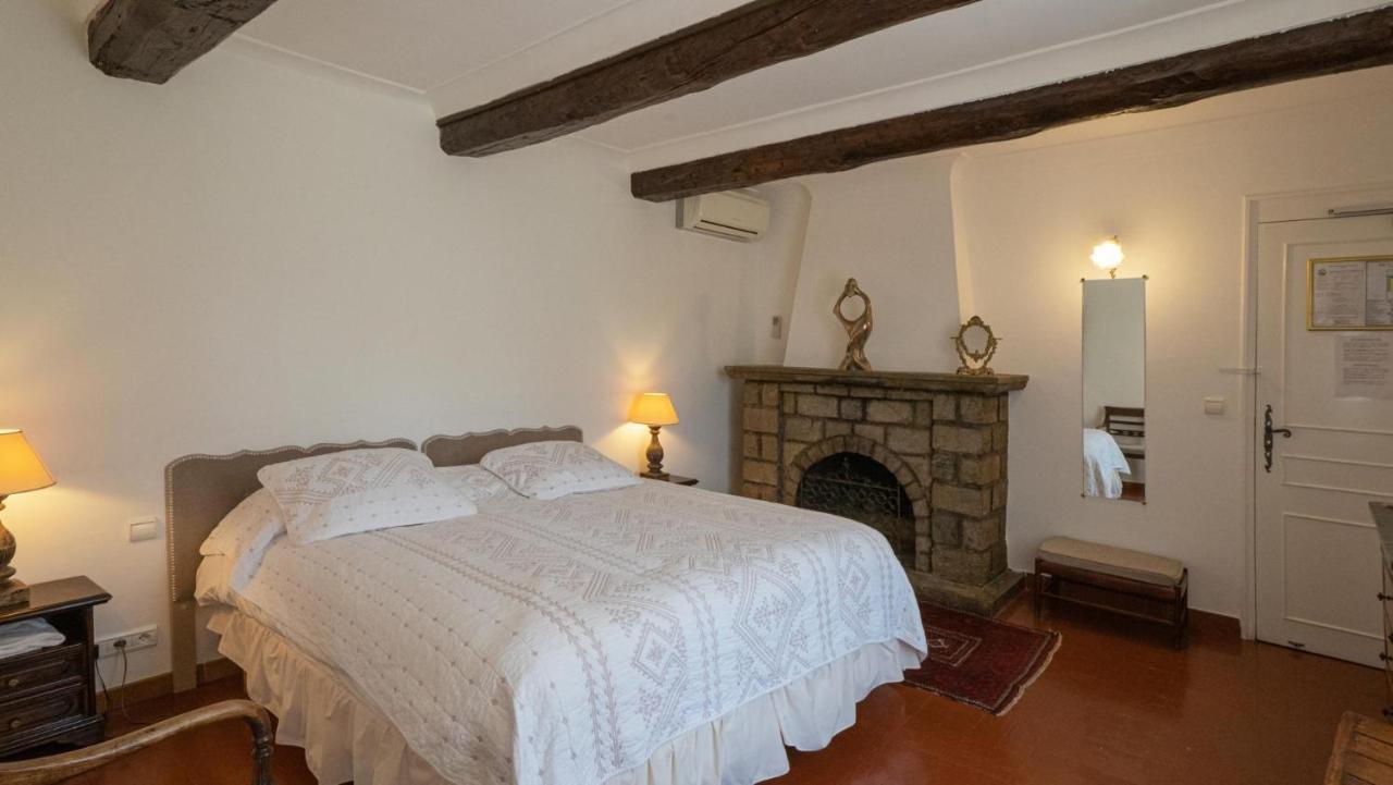 Hotel-Restaurant Le Moulin De La Camandoule فايانس المظهر الخارجي الصورة