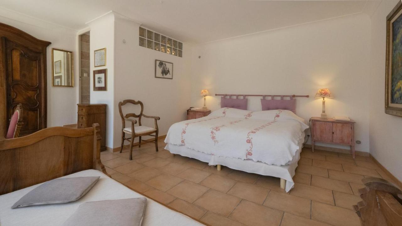 Hotel-Restaurant Le Moulin De La Camandoule فايانس المظهر الخارجي الصورة