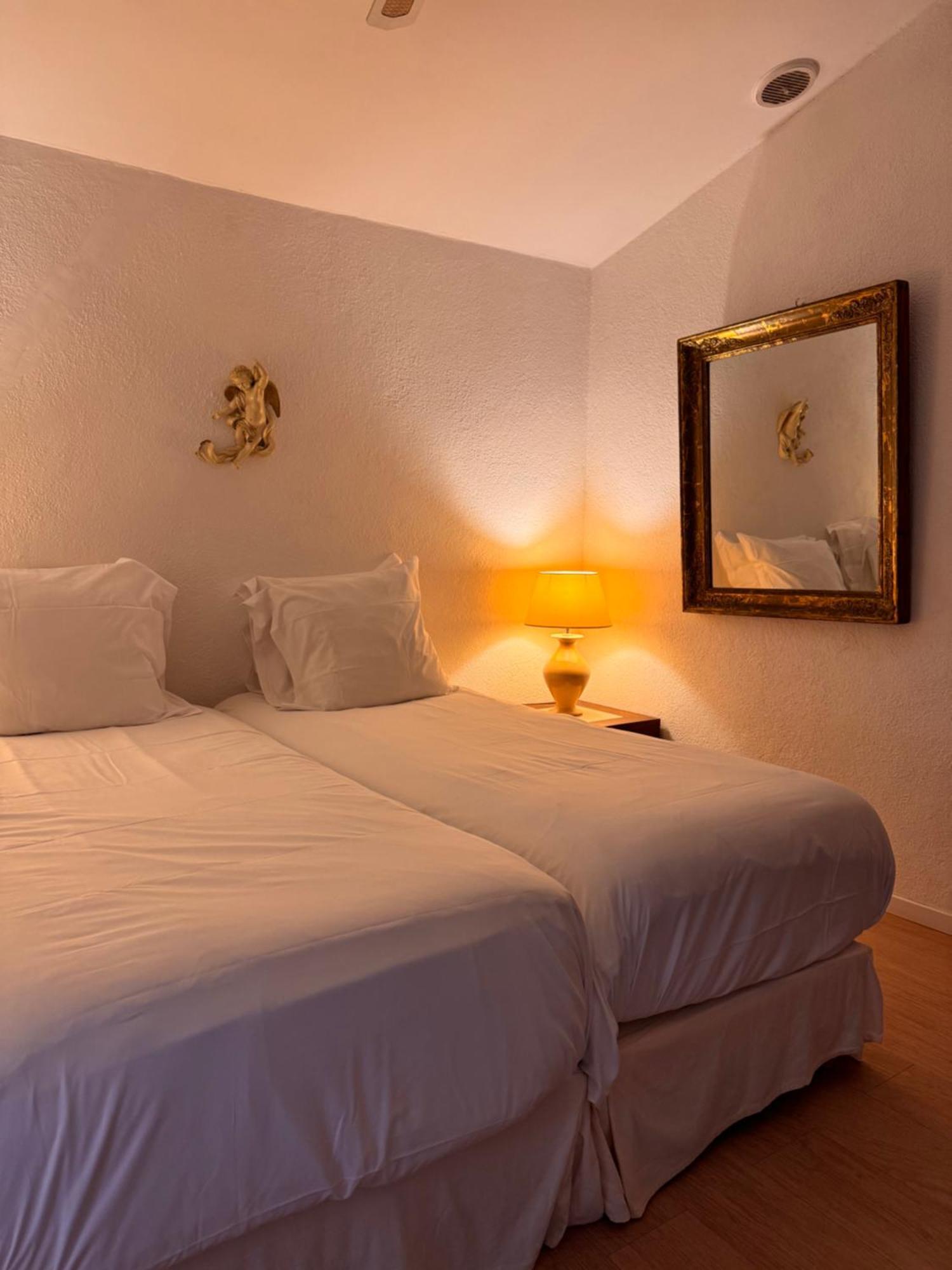 Hotel-Restaurant Le Moulin De La Camandoule فايانس المظهر الخارجي الصورة